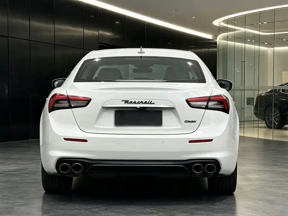 Maserati Ghibli — фото 5
