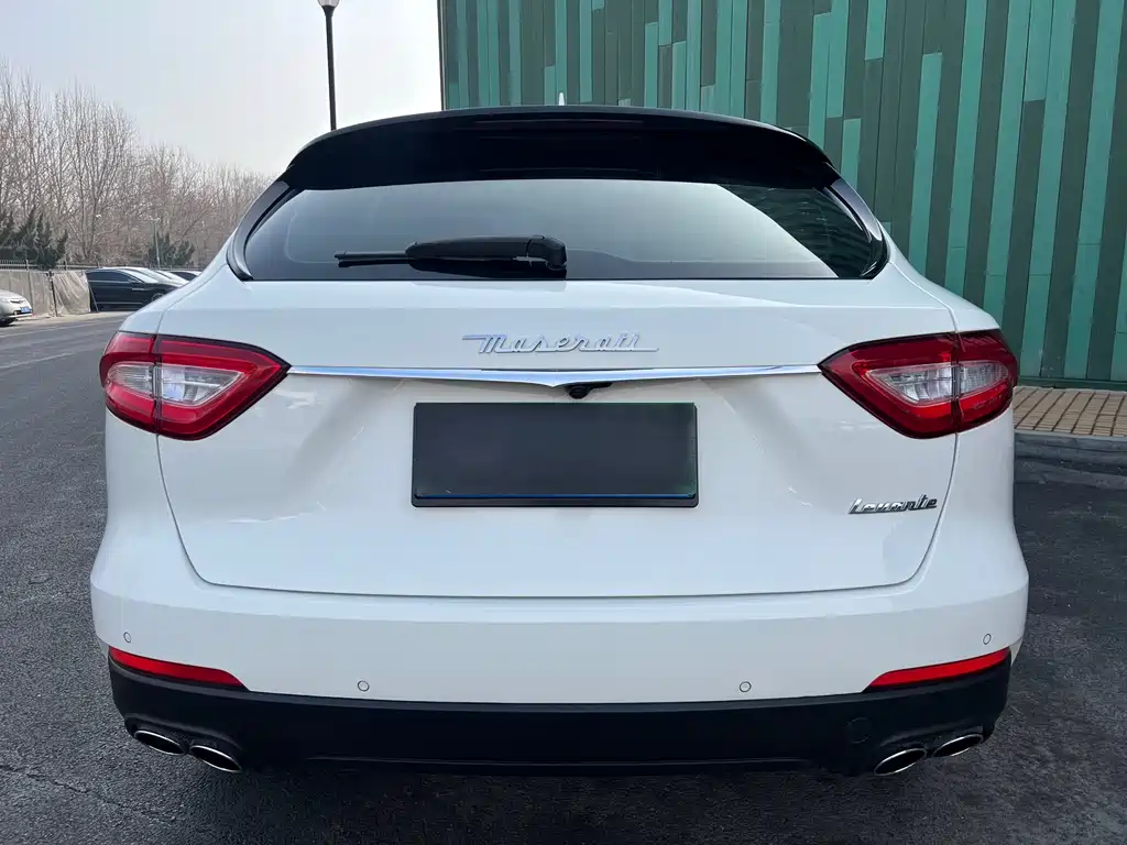 Maserati Levante — фото 2