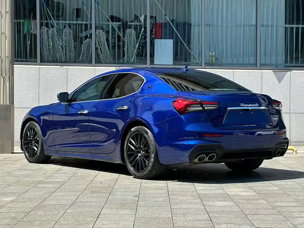 Maserati Ghibli — фото 7