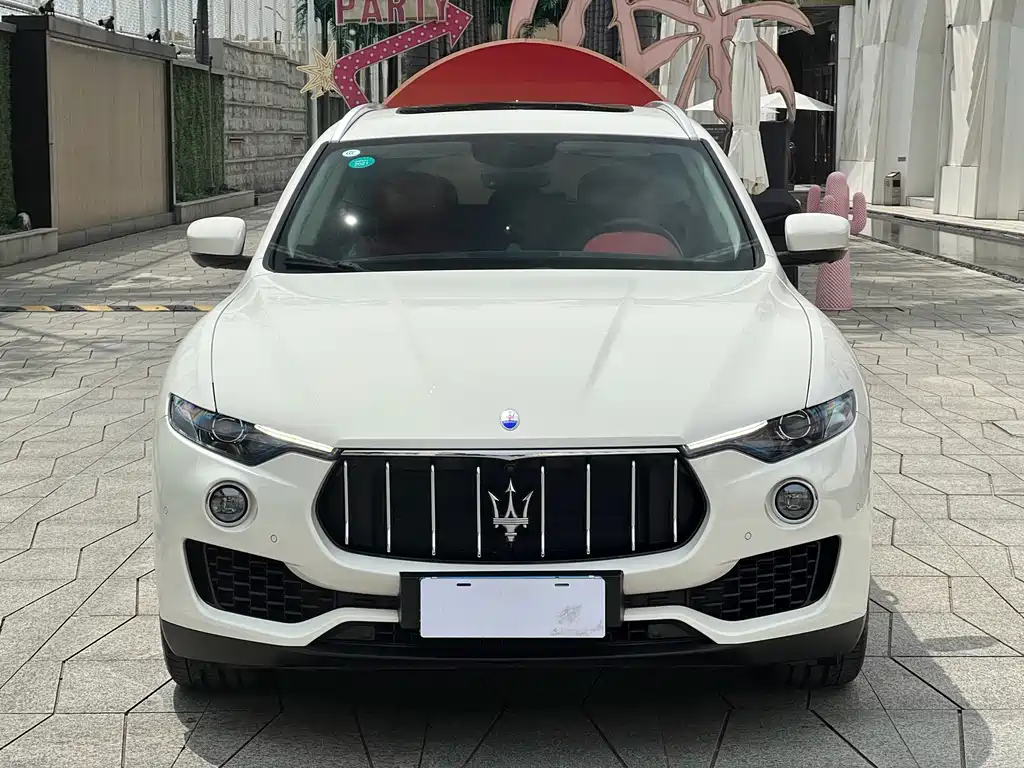 Maserati Levante — фото 2