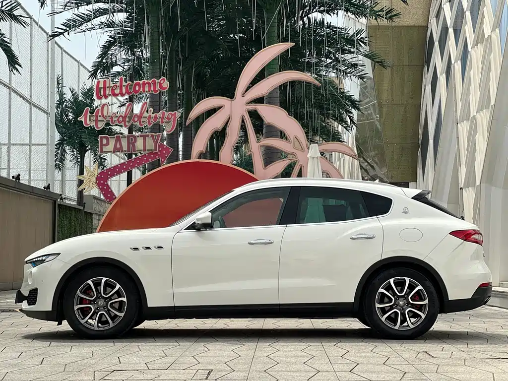 Maserati Levante — фото 7