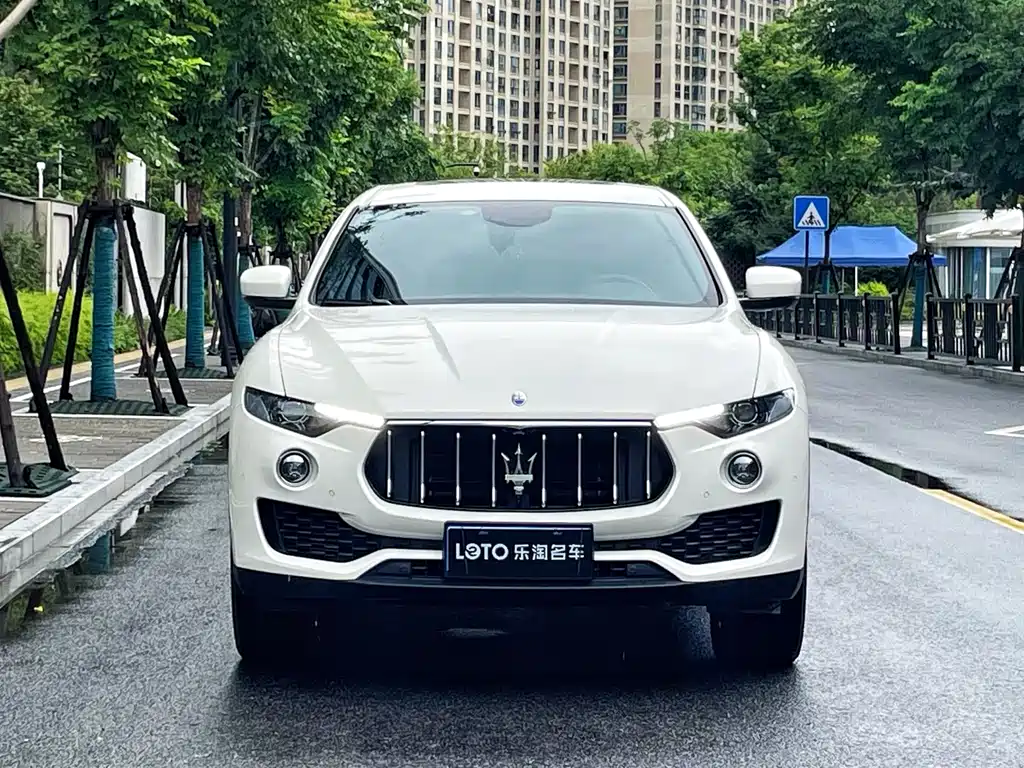 Maserati Levante — фото 2