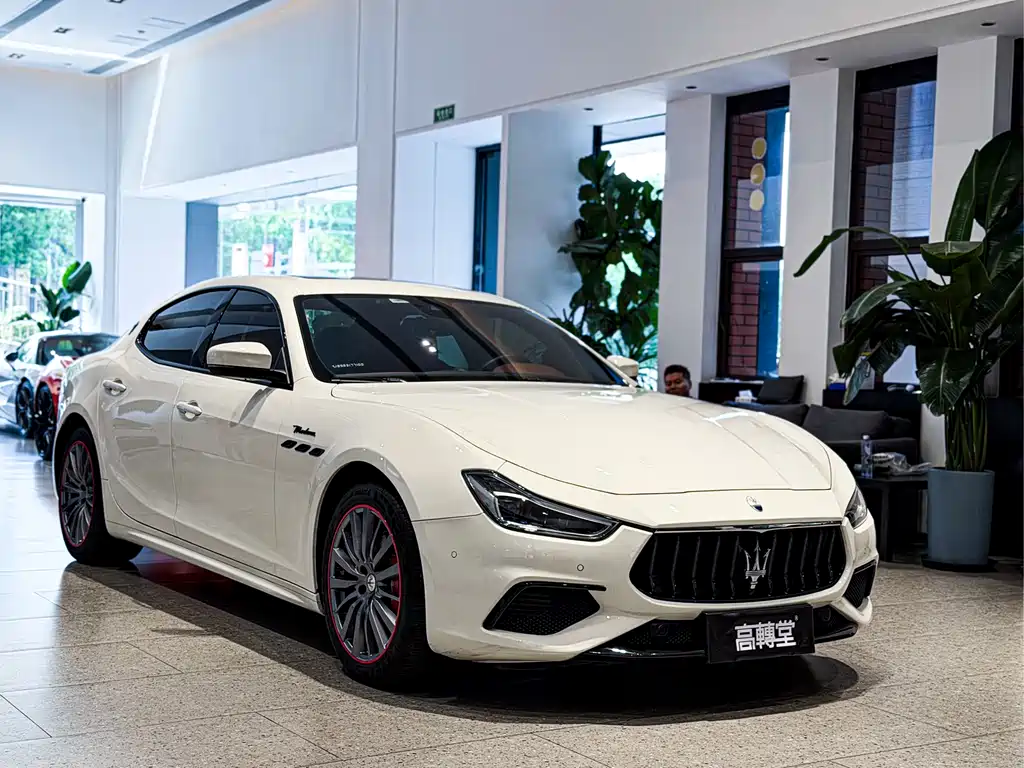 Maserati Ghibli — фото 5
