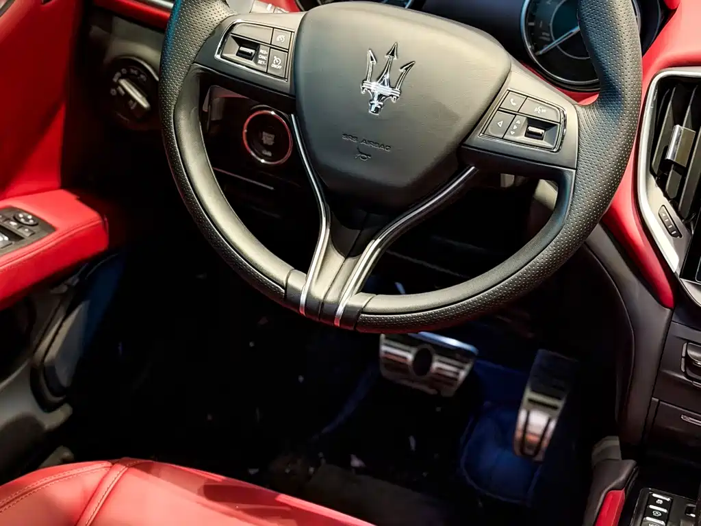 Maserati Ghibli — фото 7