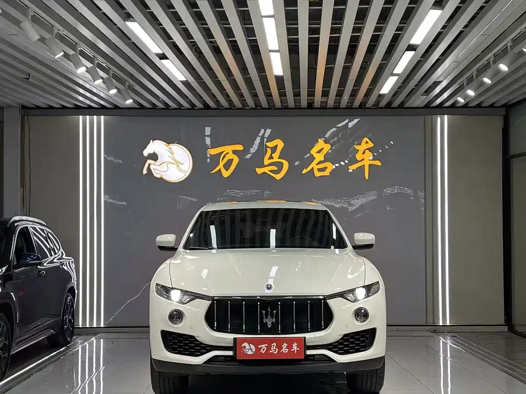 Maserati Levante — фото 2