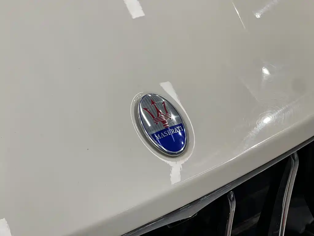 Maserati Levante — фото 11