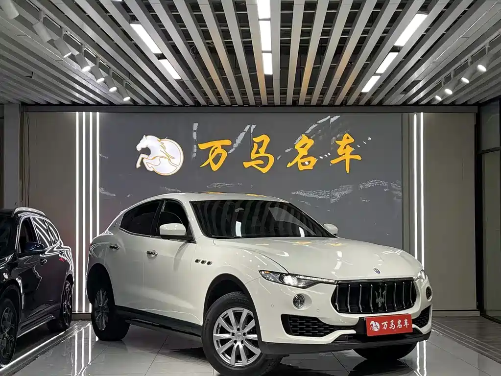 Maserati Levante — фото 3