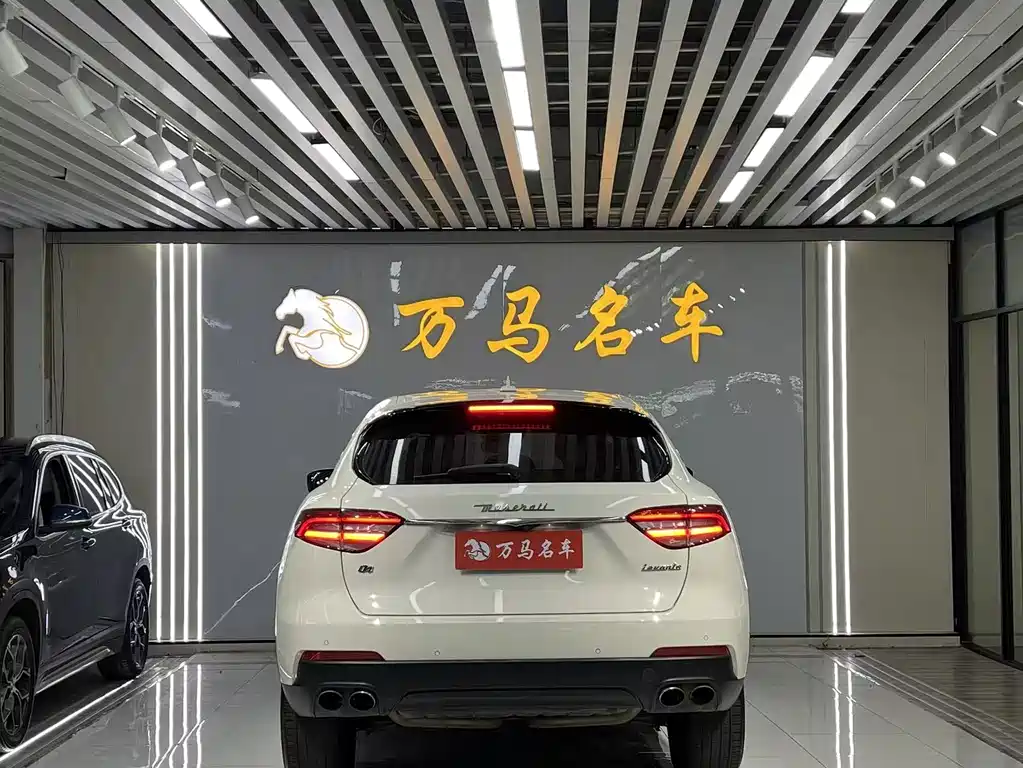 Maserati Levante — фото 5