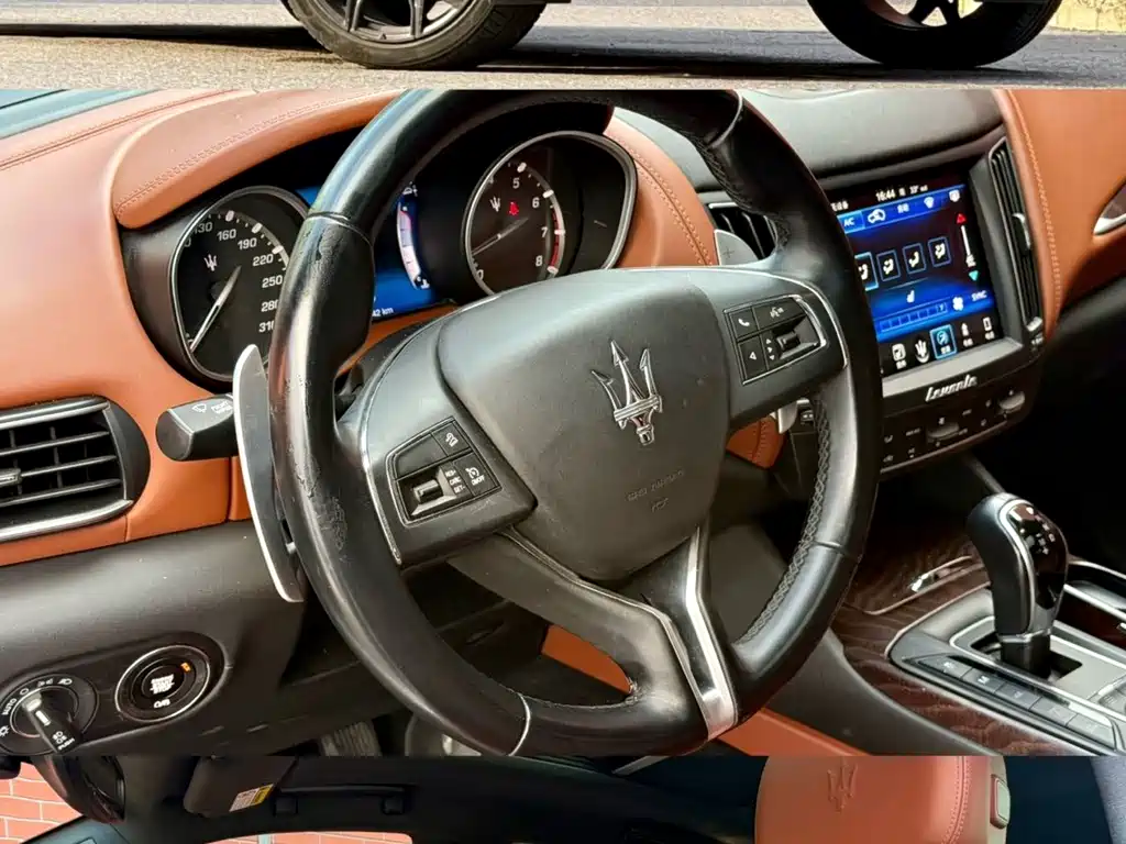 Maserati Levante — фото 4