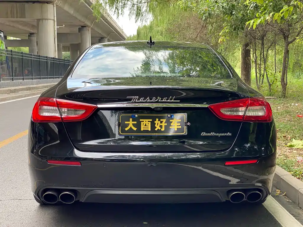 Maserati Quattroporte — фото 8