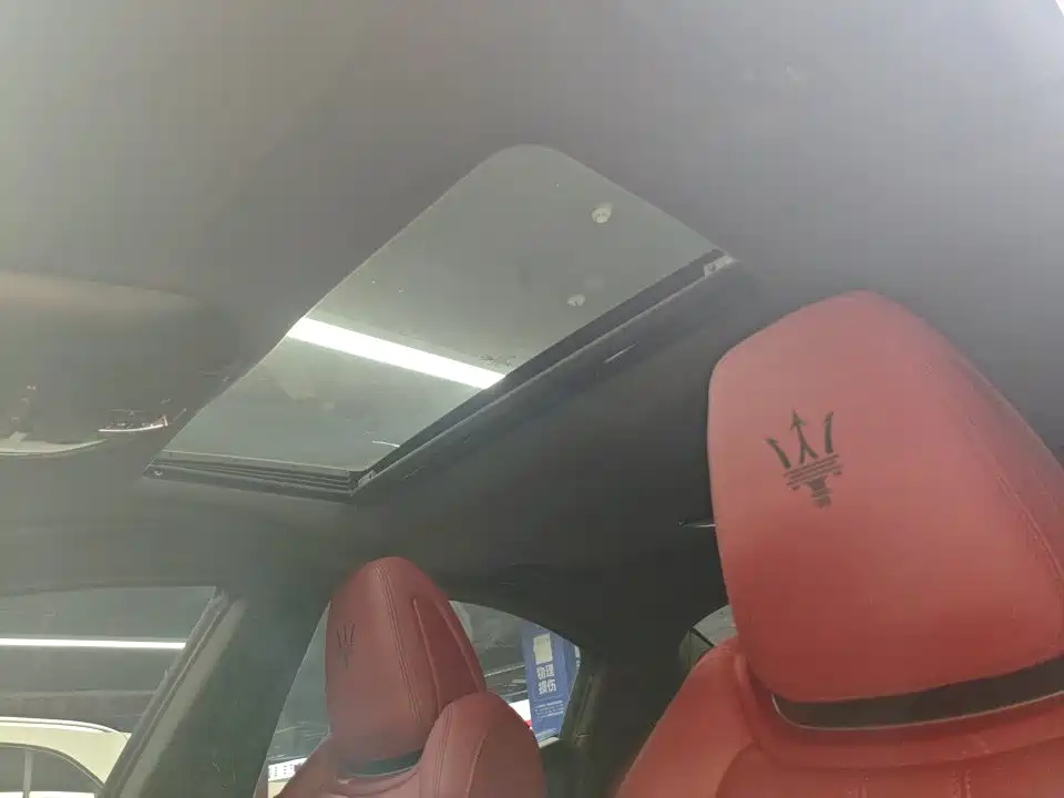 Maserati Ghibli — фото 7