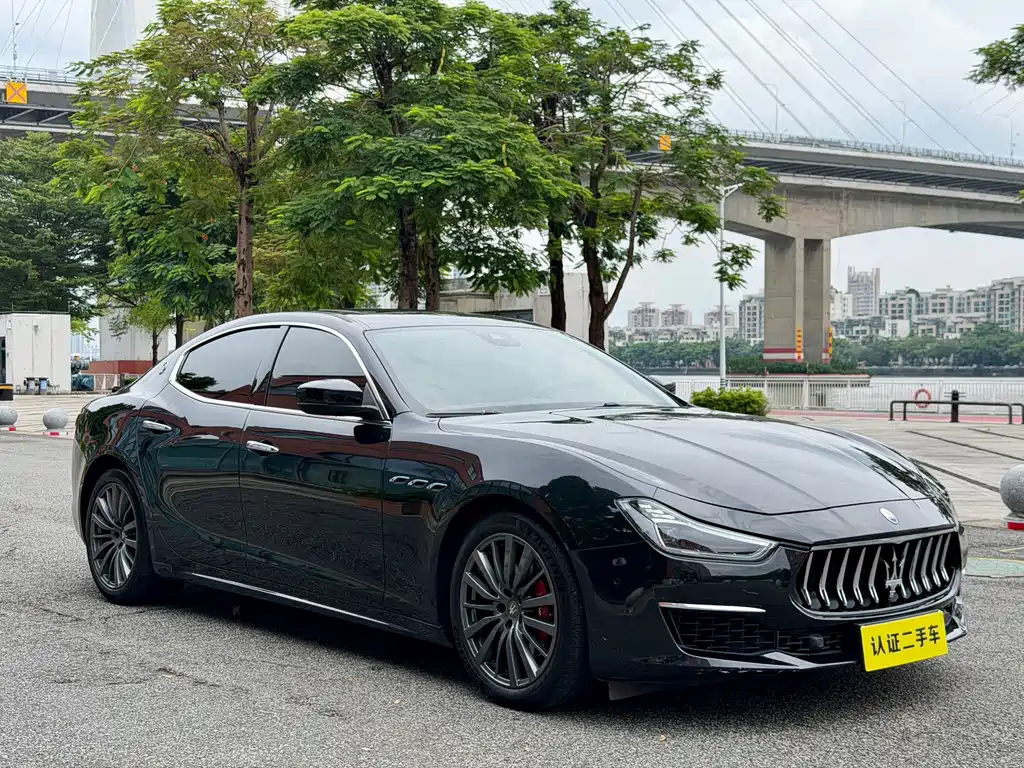 Maserati Ghibli — фото 7