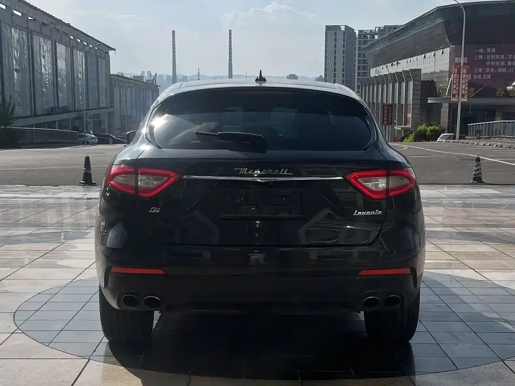 Maserati Levante — фото 16