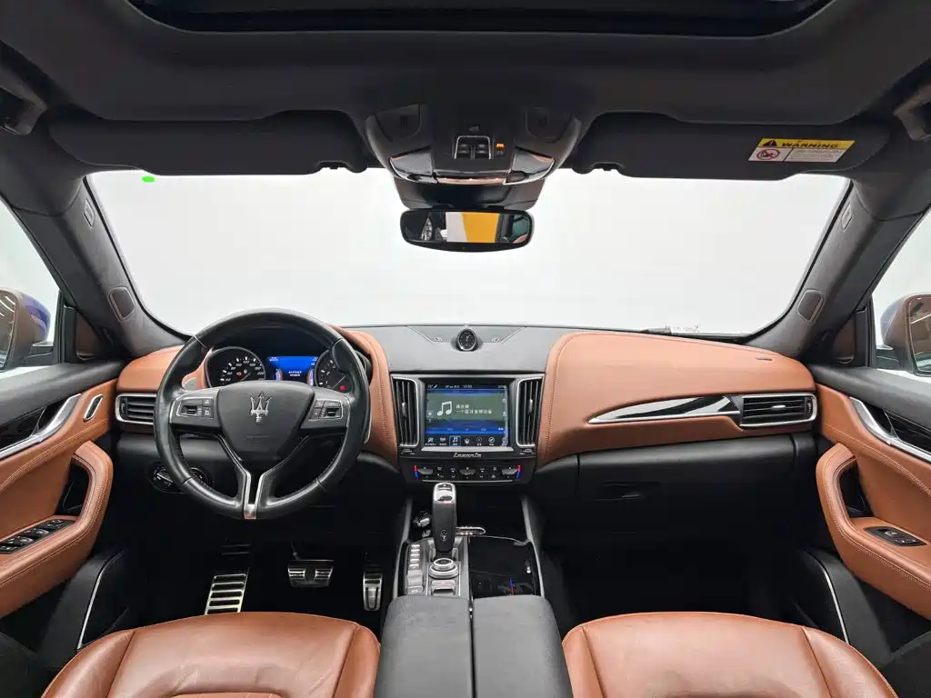 Maserati Levante — фото 21