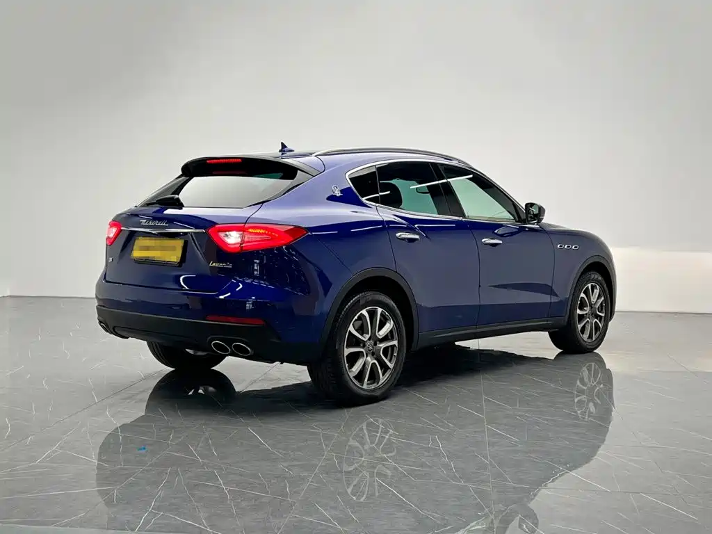 Maserati Levante — фото 6