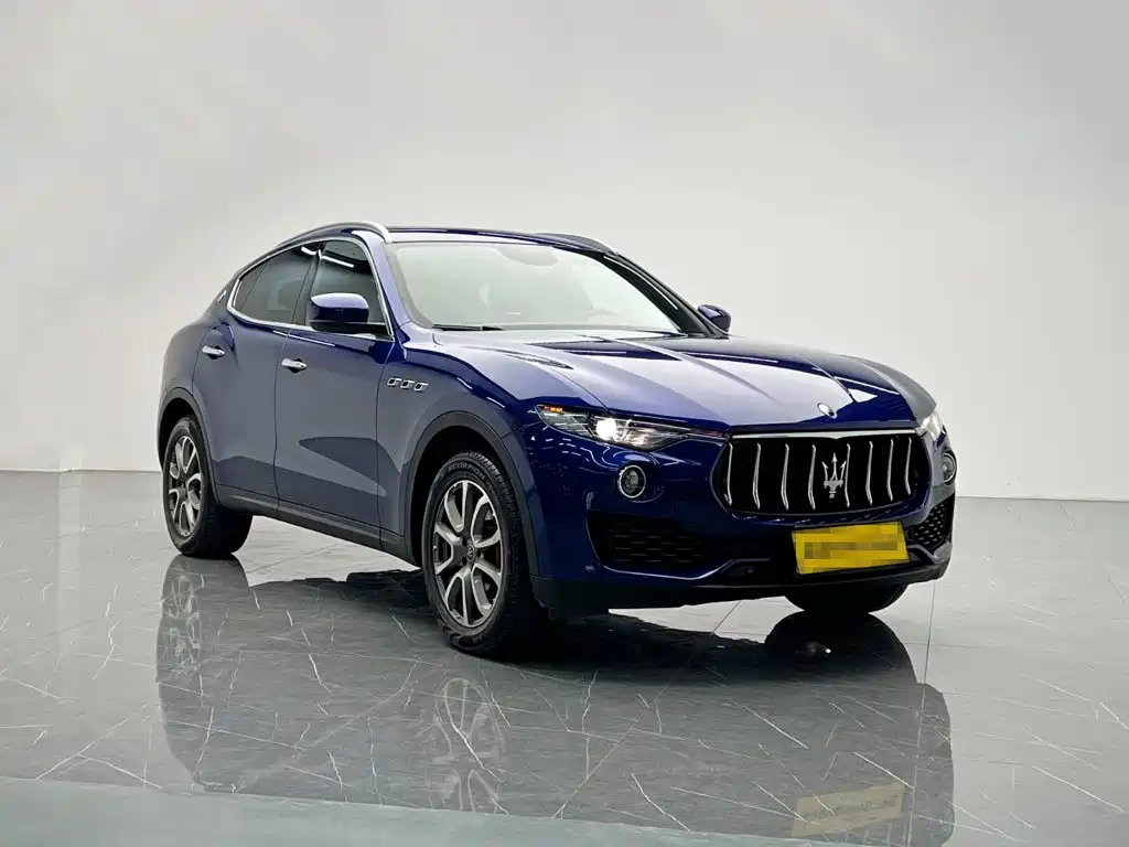 Maserati Levante — фото 8