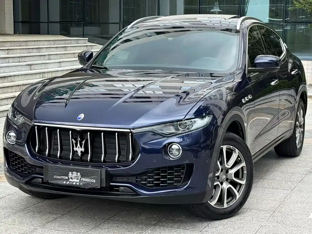 Maserati Levante — фото 3