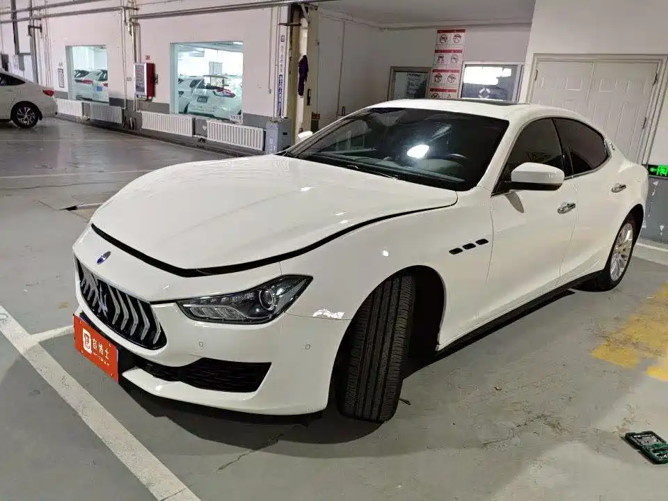 Maserati Ghibli