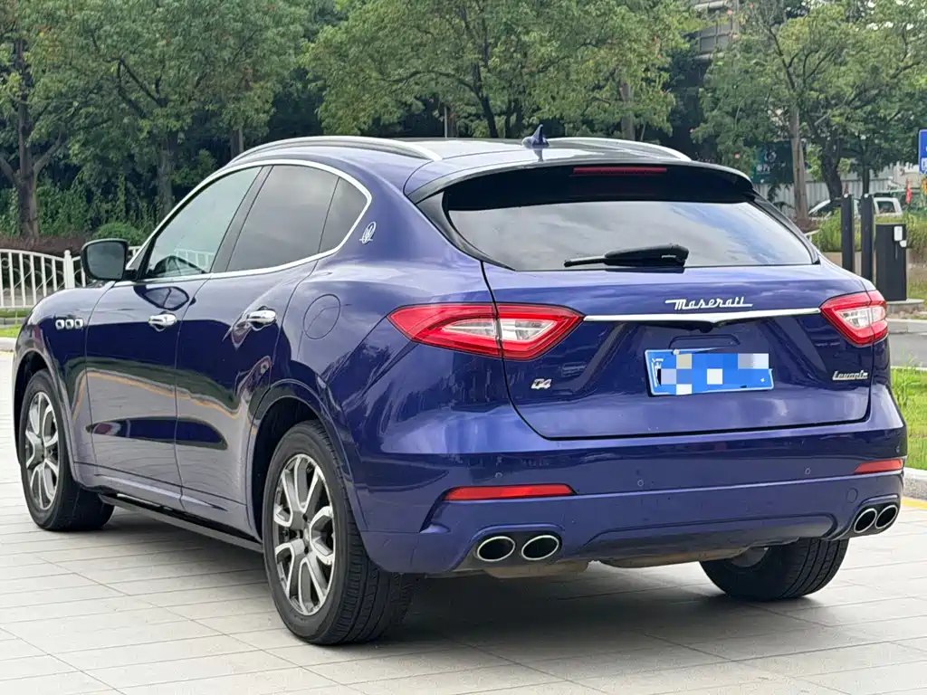 Maserati Levante — фото 14