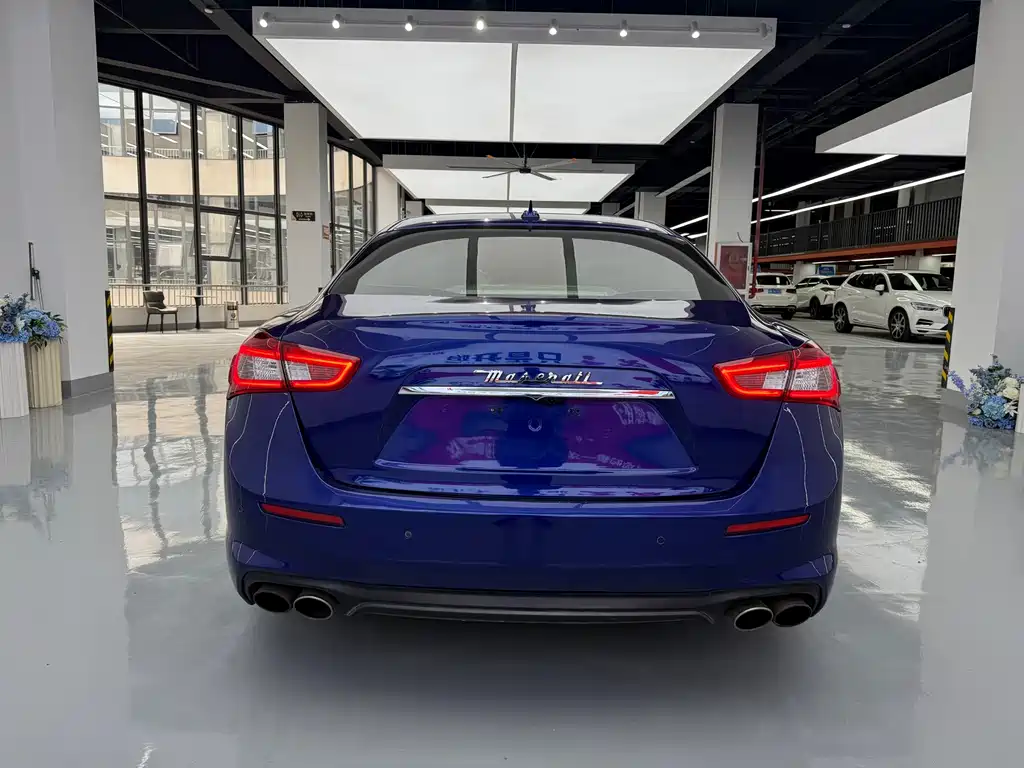 Maserati Ghibli — фото 13