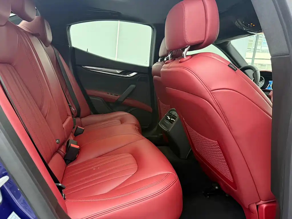 Maserati Ghibli — фото 8