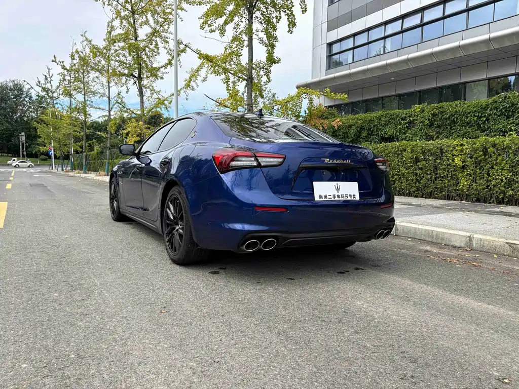 Maserati Ghibli — фото 24