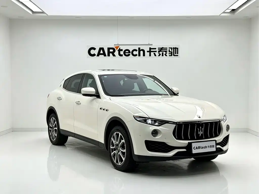 Maserati Levante — фото 3