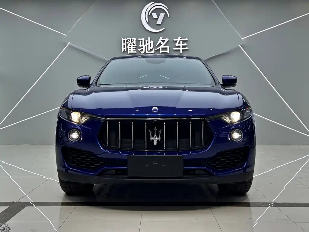 Maserati Levante — фото 2