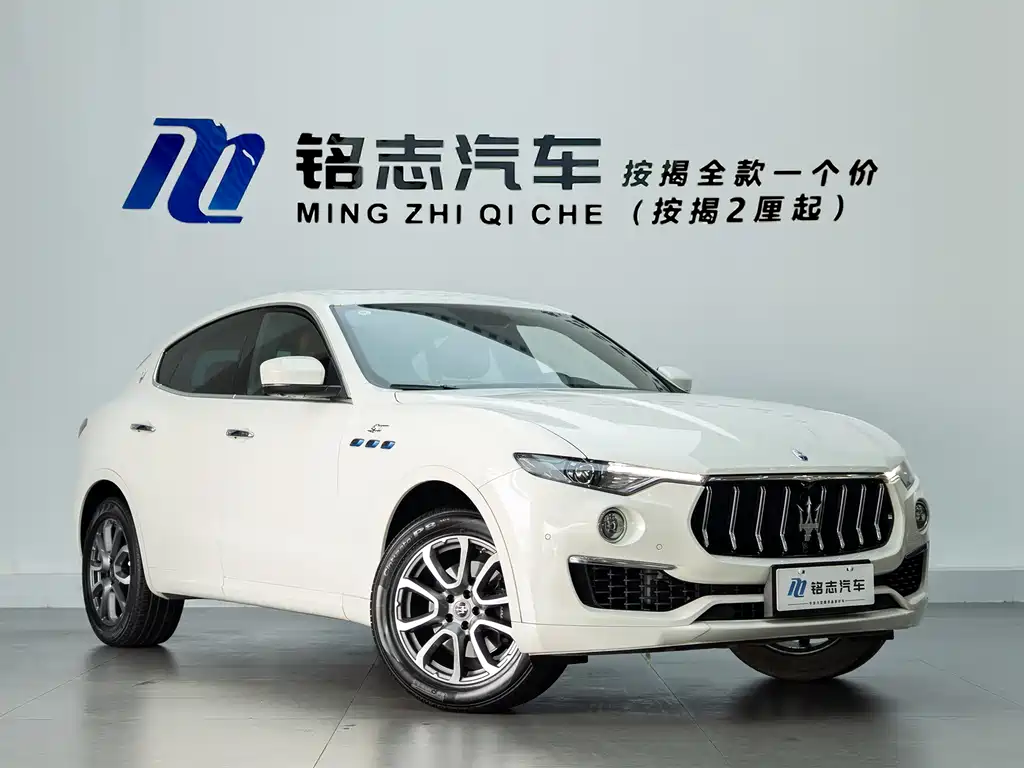 Maserati Levante — фото 3