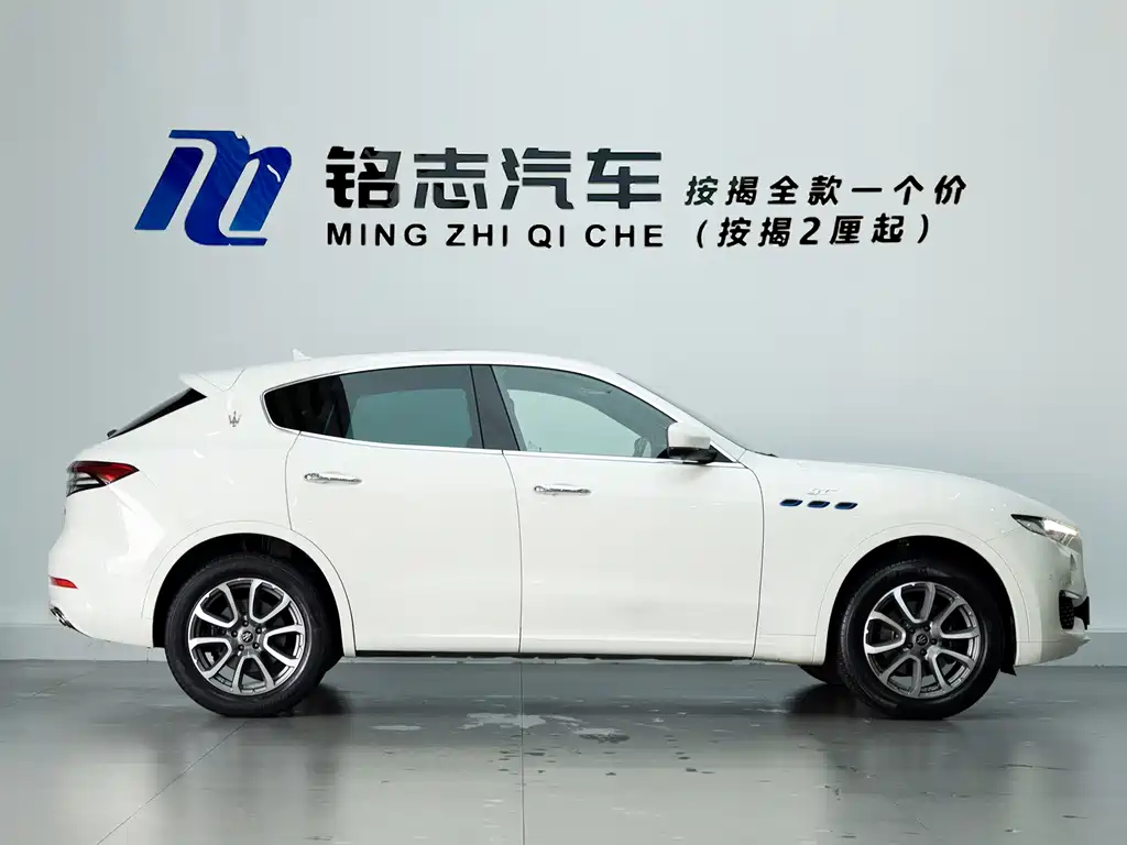 Maserati Levante — фото 7