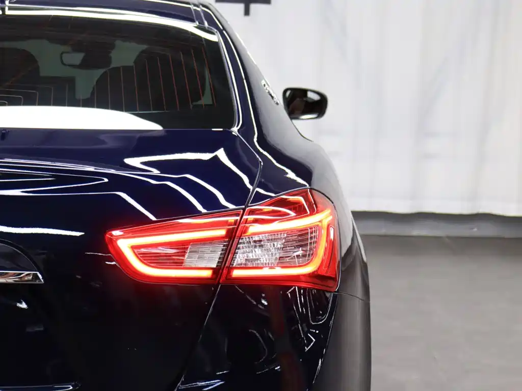 Maserati Ghibli — фото 22