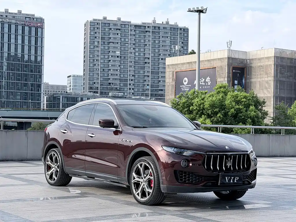 Maserati Levante — фото 7