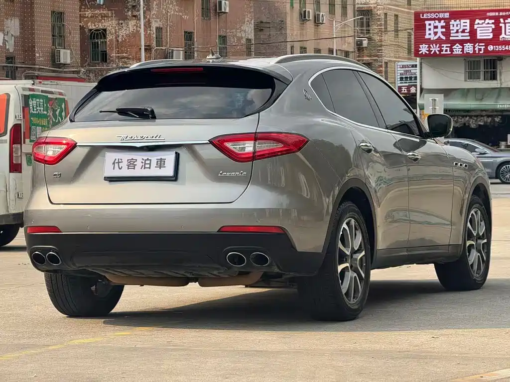 Maserati Levante — фото 7