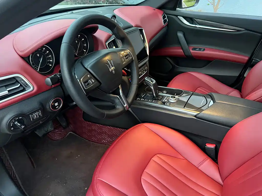 Maserati Ghibli — фото 8