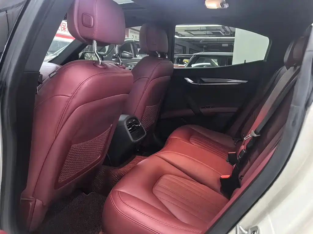 Maserati Ghibli — фото 5