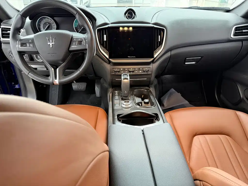 Maserati Ghibli — фото 7