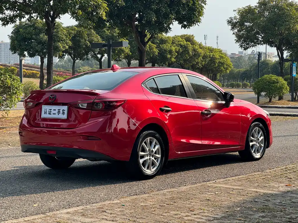 Mazda 3 Axela — фото 7
