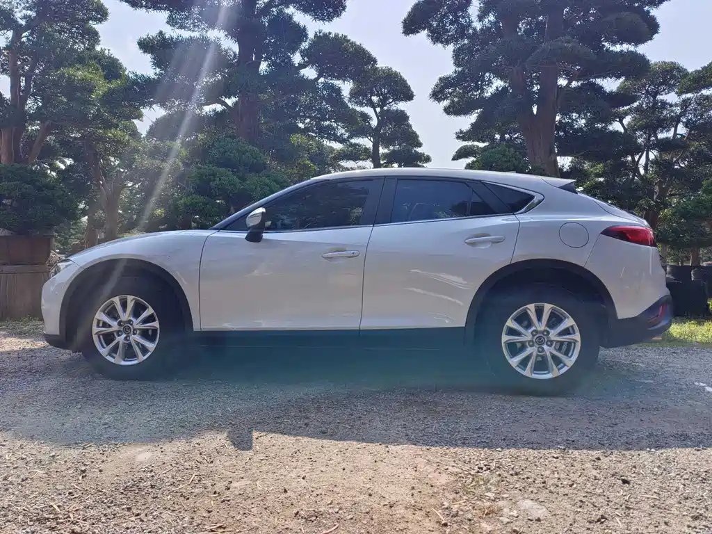 Mazda CX-4 — фото 4