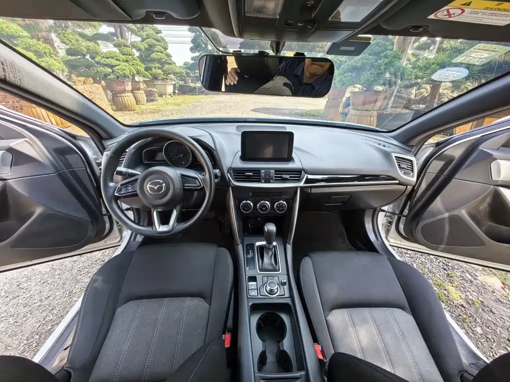 Mazda CX-4 — фото 5