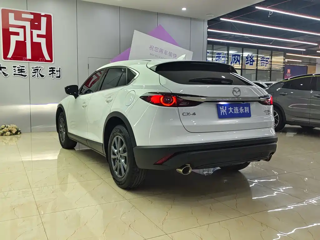 Mazda CX-4 — фото 6