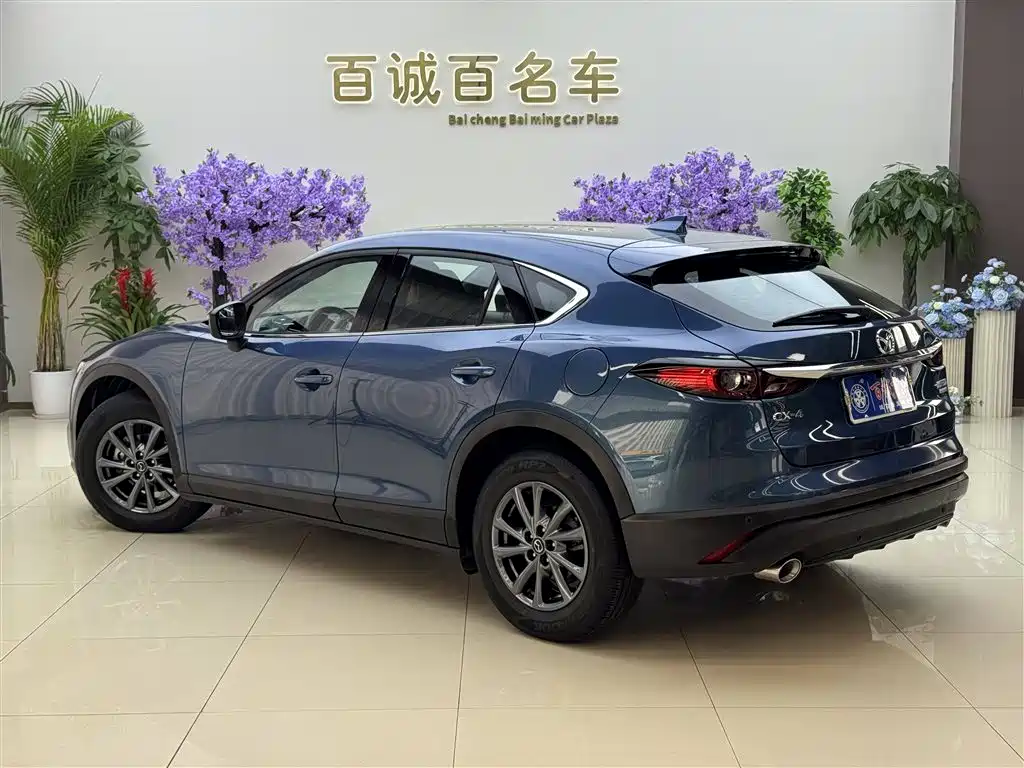 Mazda CX-4 — фото 8