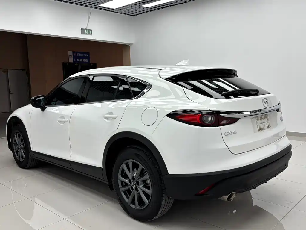 Mazda CX-4 — фото 6