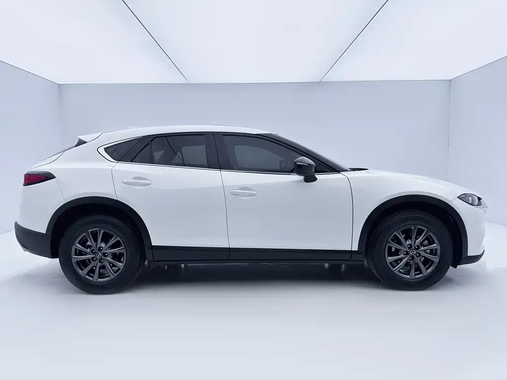 Mazda CX-4 — фото 8