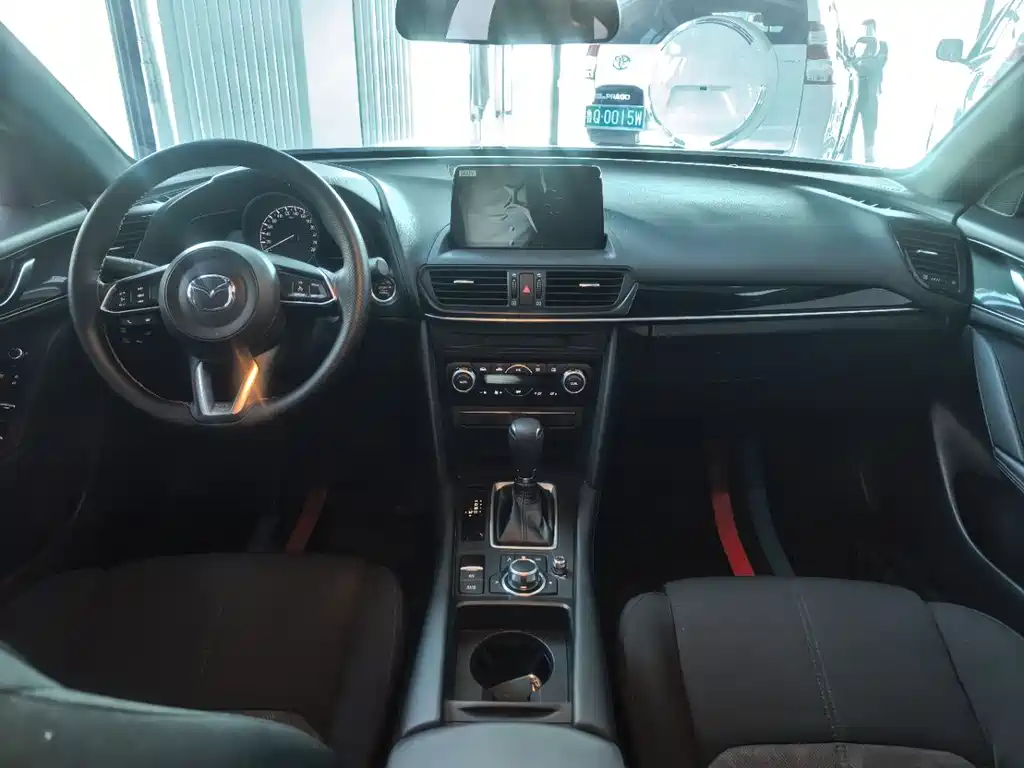 Mazda CX-4 — фото 9
