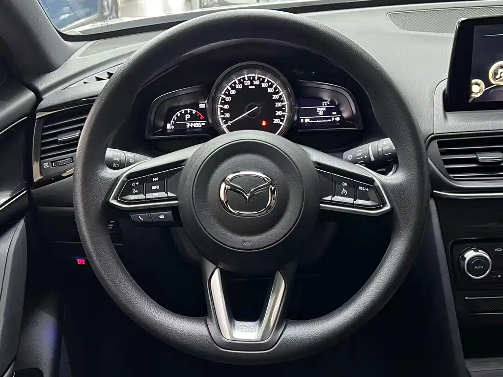 Mazda CX-4 — фото 9