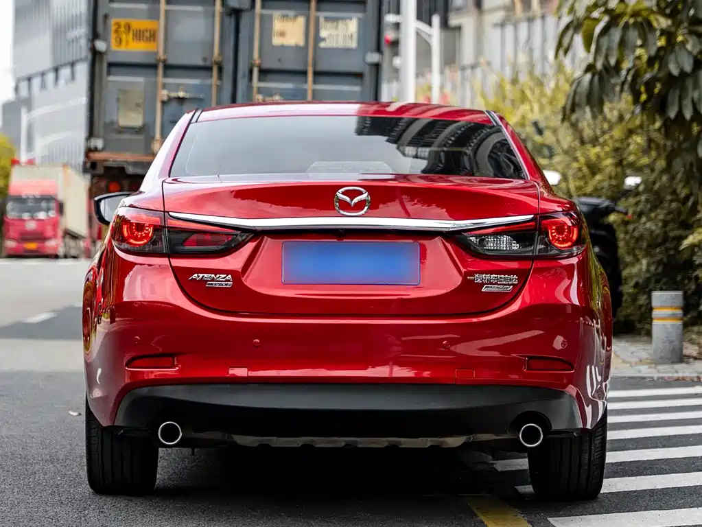 Mazda Atenza — фото 12