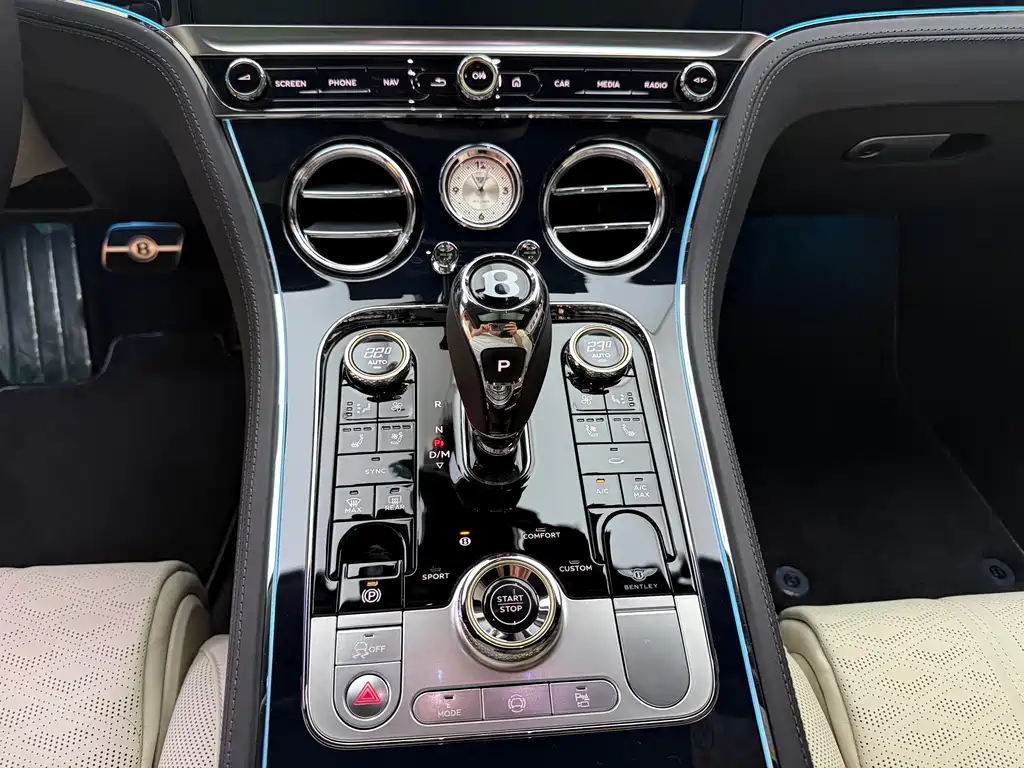 Bentley Continental PHEV — фото 23