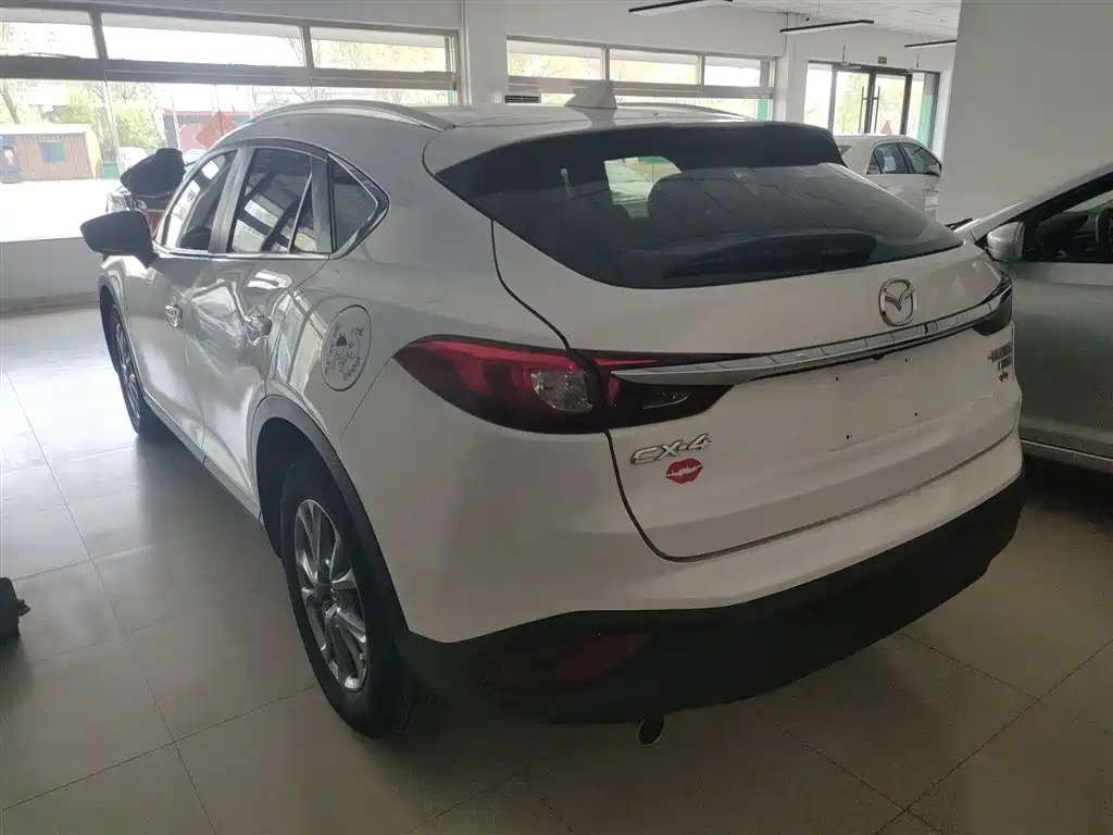 Mazda CX-4 — фото 5
