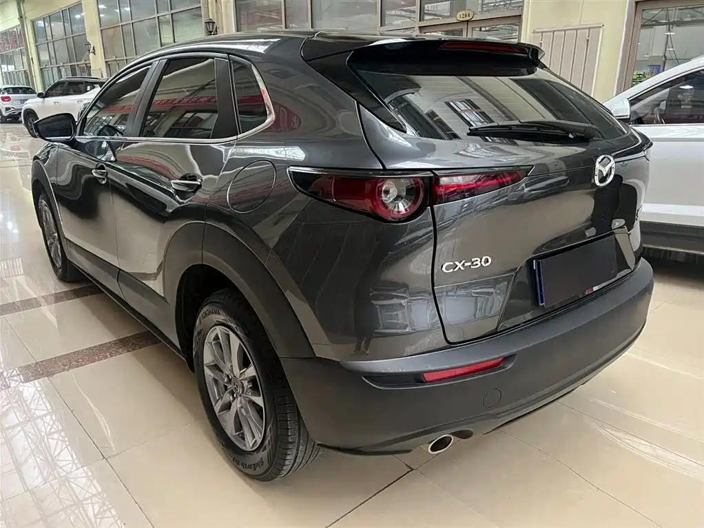 Mazda CX-30 — фото 6