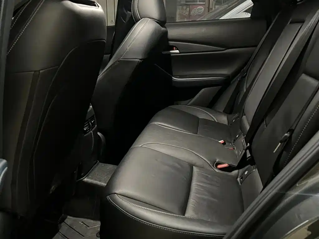 Mazda CX-30 — фото 9